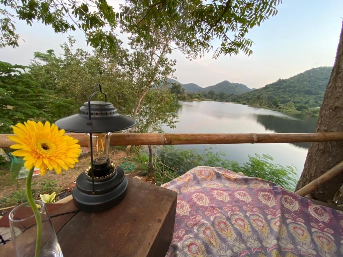 Royal Mountain Hut Luxuszelt Ratchaburi
